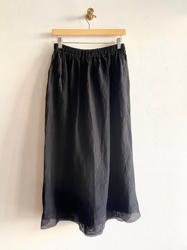 Linen Bamboo Skirt with Lace, Black
