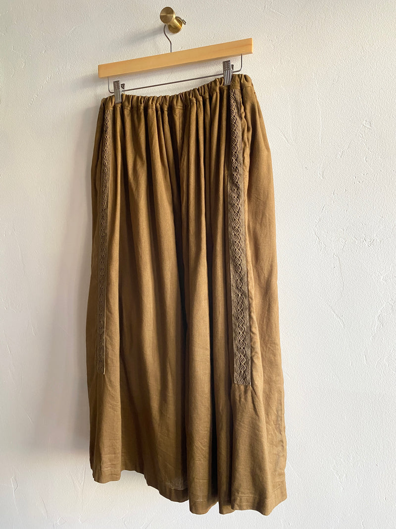 Cotton-Linen Skirt with Lace