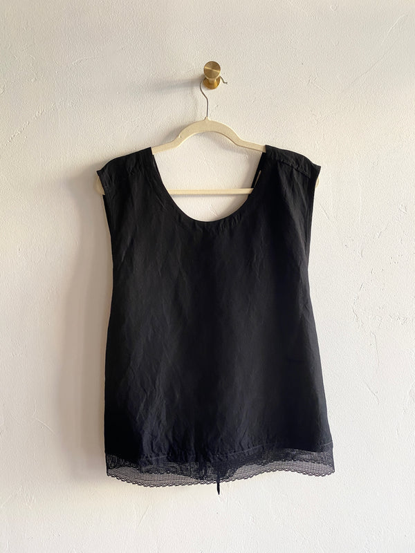 Linen Bamboo Swallow Vest