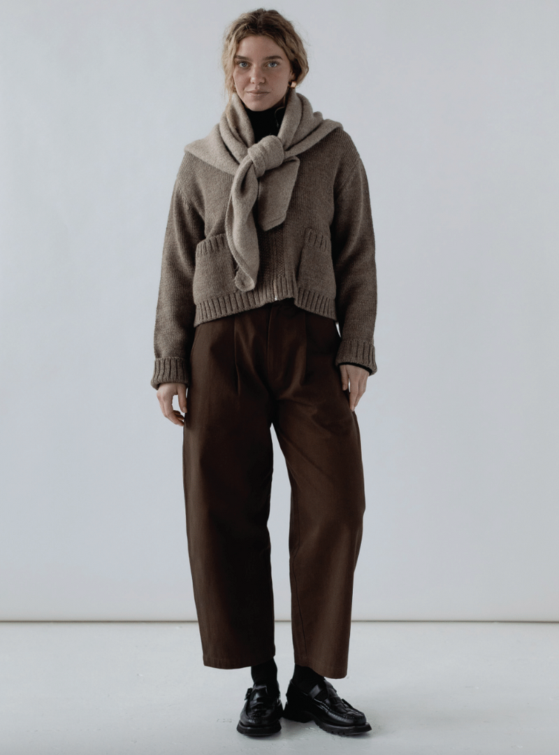 The Ana Crop Trouser, Walnut