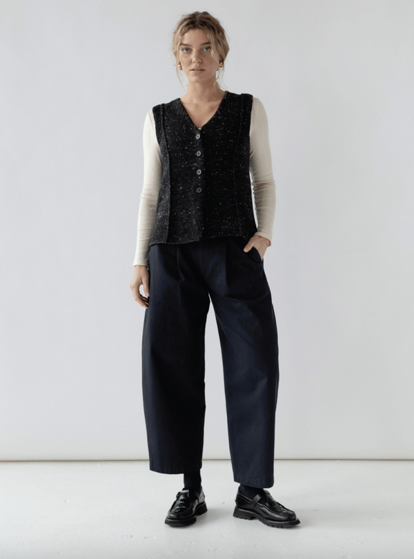 The Ana Crop Trouser, Navy