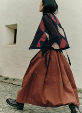 Slanted Pleat Cotton Skirt