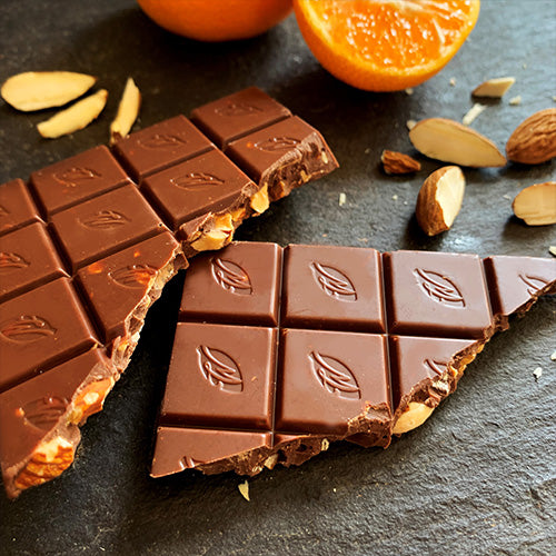 Willie's Cacao Clementine & Almonds Milk Chocolate