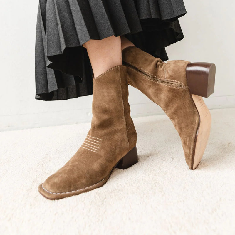 The West Boot, Moss Suede